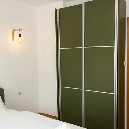 Sea Garden Charm - Cozy 1bd Flat In By Flat Mаnager Apartment *